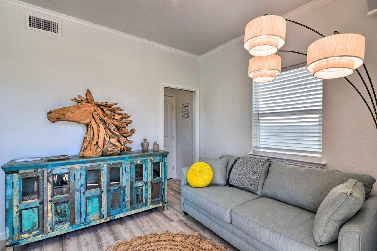 Coastal Surfside Beach House Walk To The Ocean! المظهر الخارجي الصورة