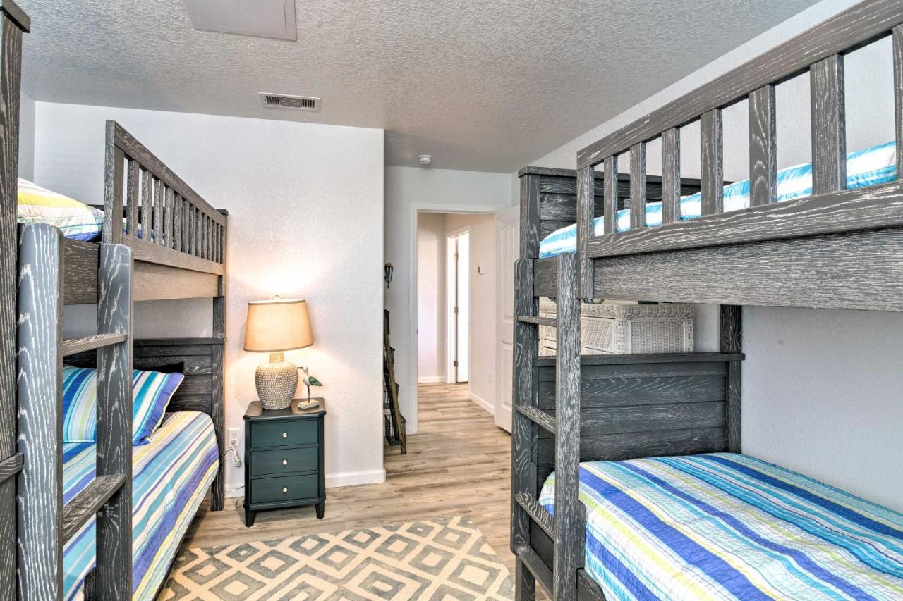Coastal Surfside Beach House Walk To The Ocean! المظهر الخارجي الصورة